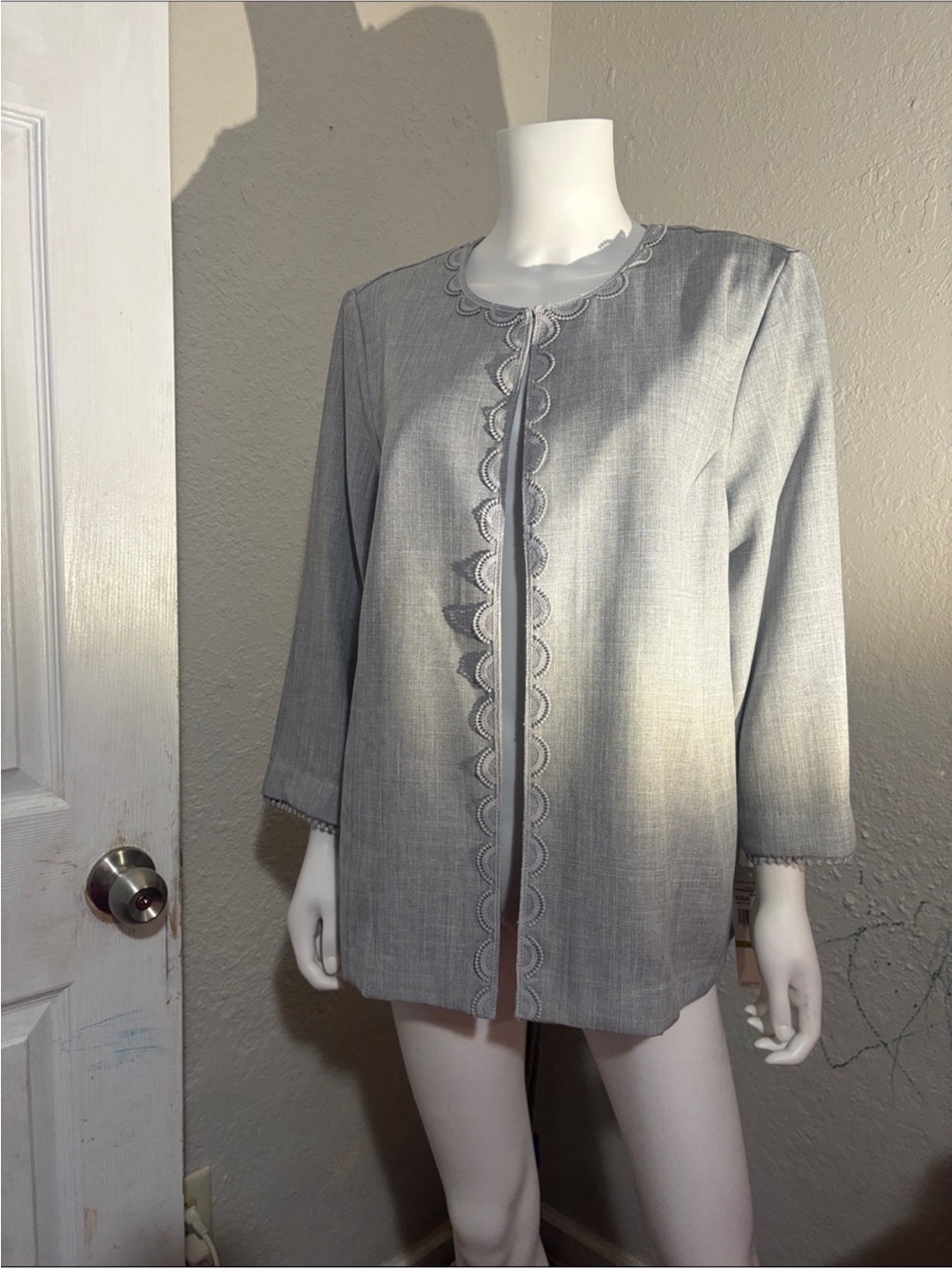Alfred Dunner Gray Textured Open-Front Jacket - Picture 2 of 12